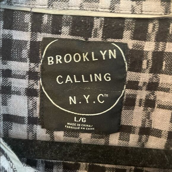 Mens Brooklyn Calling NYC Black and Gray Button Down Shirt - Picture 3 of 3